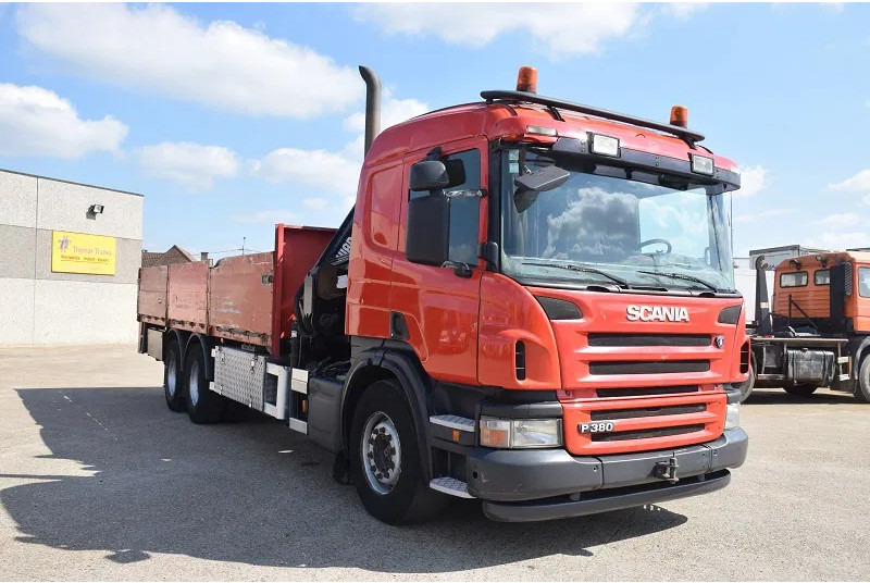 Scania P 380 HIAB 222 C - Kravas auto ar manipulatoru: foto 4 Scania P 380 HIAB 222 C - Kravas auto ar manipulatoru: foto 4