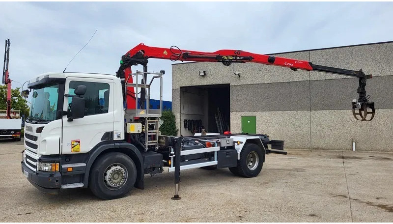 Scania P280 - Kravas auto ar manipulatoru: foto 4 Scania P280 - Kravas auto ar manipulatoru: foto 4