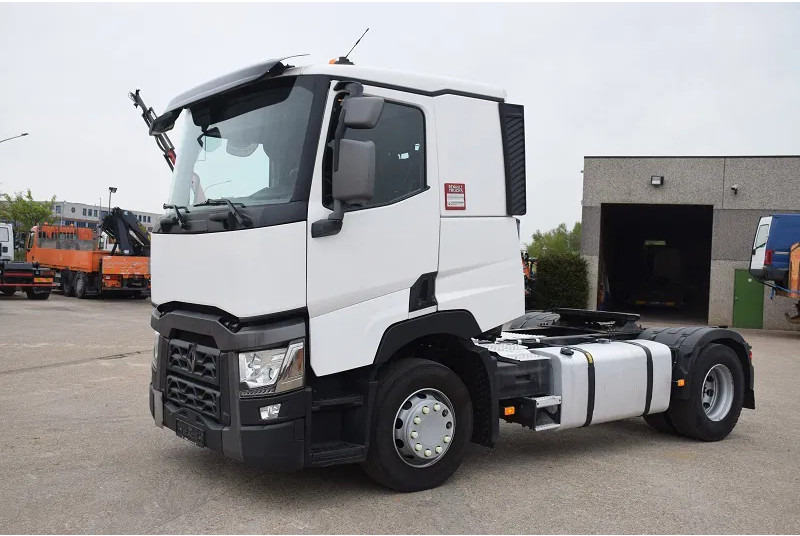 Renault T460 - Vilcējs: foto 1 Renault T460 - Vilcējs: foto 1