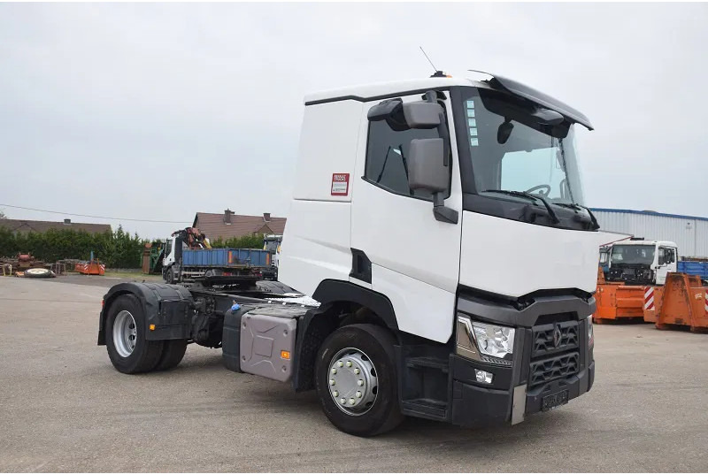 Renault T460 - Vilcējs: foto 4 Renault T460 - Vilcējs: foto 4