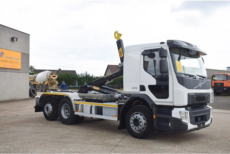 Volvo FE 320 - Pacēlājs ar āķi: foto 4 Volvo FE 320 - Pacēlājs ar āķi: foto 4