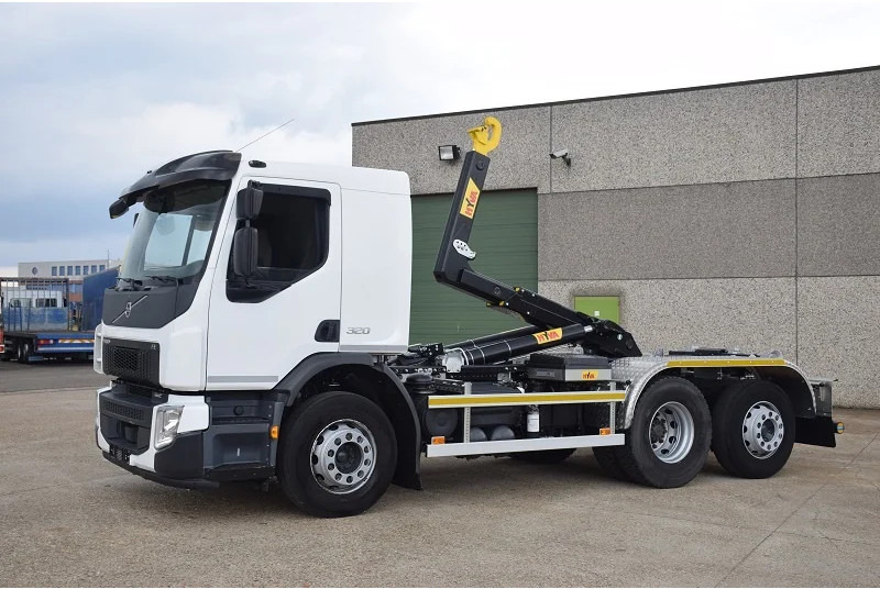Volvo FE 320 - Pacēlājs ar āķi: foto 3 Volvo FE 320 - Pacēlājs ar āķi: foto 3