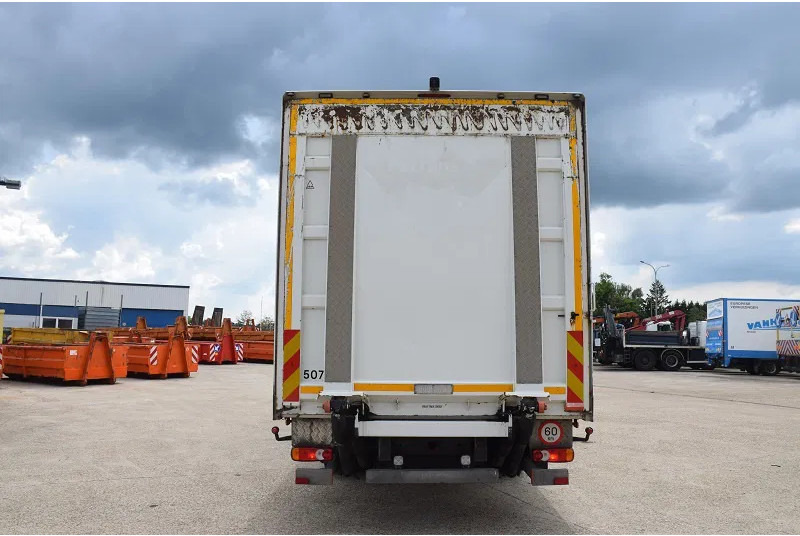 Volvo FL 250 - Kravas automašīna ar slēgto virsbūvi: foto 5 Volvo FL 250 - Kravas automašīna ar slēgto virsbūvi: foto 5