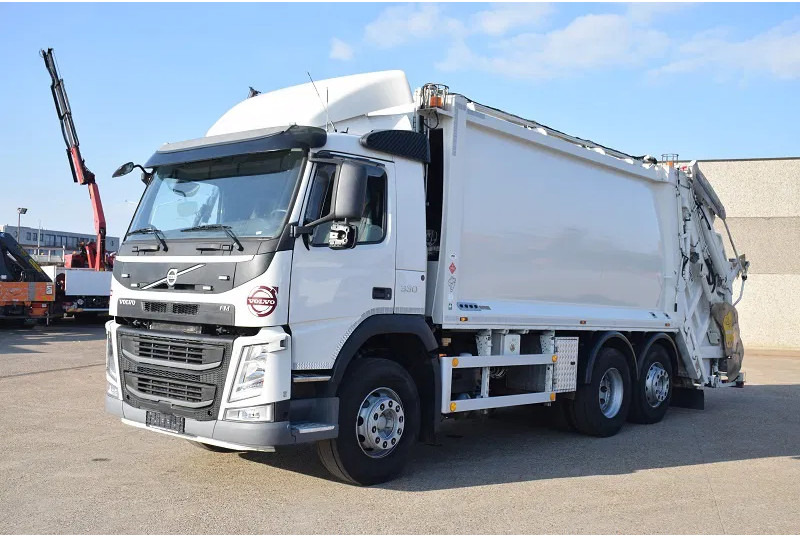 Volvo FM 330 - Atkritumu vedējs: foto 1 Volvo FM 330 - Atkritumu vedējs: foto 1