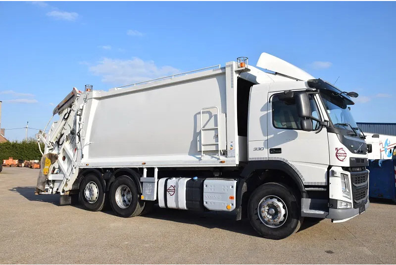Volvo FM 330 - Atkritumu vedējs: foto 4 Volvo FM 330 - Atkritumu vedējs: foto 4
