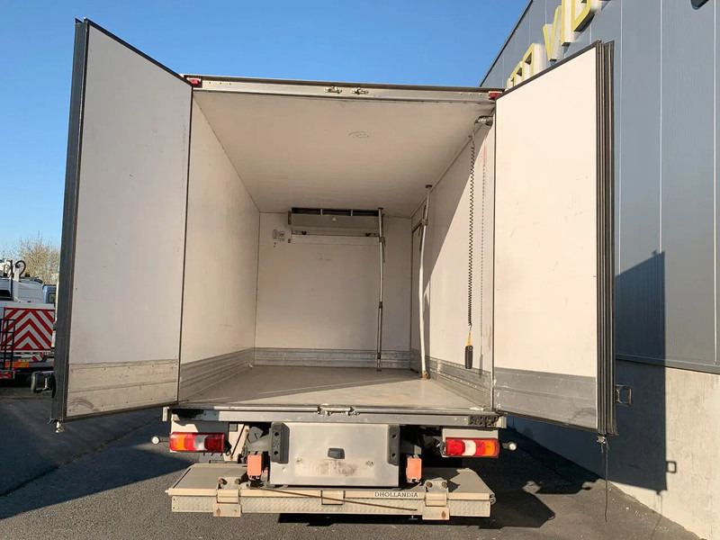 Mercedes-Benz Atego 1018 KOELING*Cruise control*Airconditioning*Geveerde bestuurdersstoel* - Kravas automašīna ar slēgto virsbūvi: foto 5 Mercedes-Benz Atego 1018 KOELING*Cruise control*Airconditioning*Geveerde bestuurdersstoel* - Kravas automašīna ar slēgto virsbūvi: foto 5