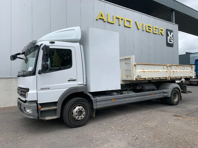 Mercedes-Benz Atego 1529 Laadbak*Containersysteem*Achteruitrijcamera* - Bortu kravas automašīna/ Platforma: foto 1 Mercedes-Benz Atego 1529 Laadbak*Containersysteem*Achteruitrijcamera* - Bortu kravas automašīna/ Platforma: foto 1