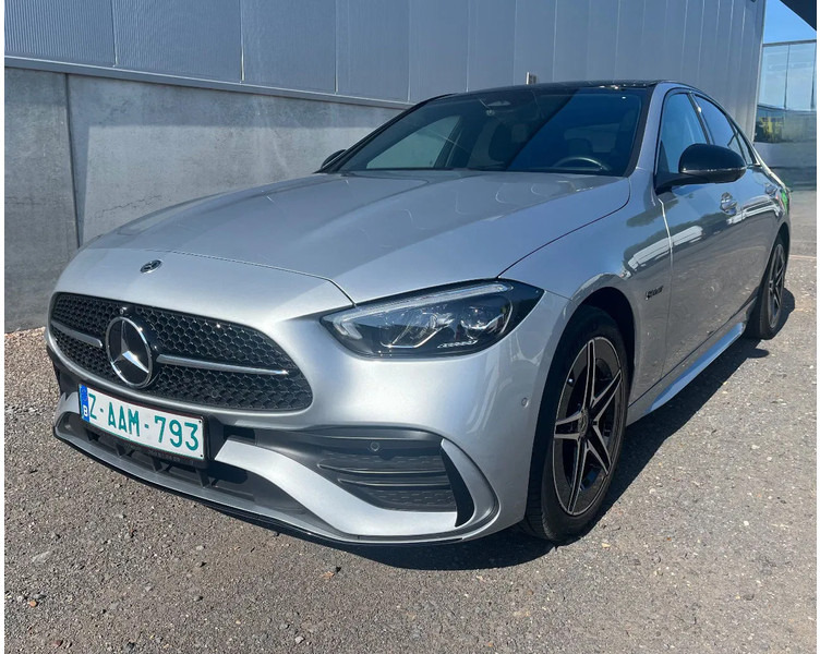 Mercedes-Benz C-Klasse C300e Sedan*AMG PAKKET*NIGHT PAKKET*HEADUPDISPL*360°CAM* - Sedans: foto 1 Mercedes-Benz C-Klasse C300e Sedan*AMG PAKKET*NIGHT PAKKET*HEADUPDISPL*360°CAM* - Sedans: foto 1