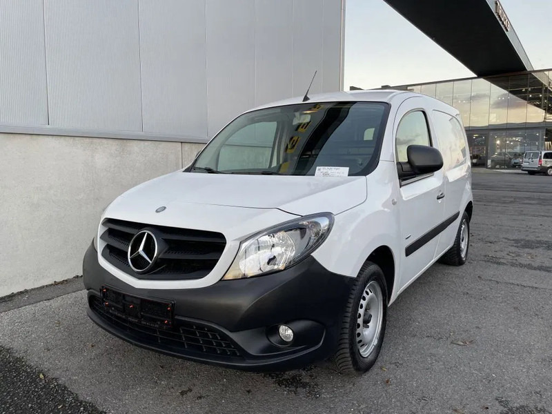 Mercedes-Benz Citan 109 CDI *Navigatie*Airco*Buitenspiegels verwarmd&elektr. verstelbaar - Mazs furgons: foto 1 Mercedes-Benz Citan 109 CDI *Navigatie*Airco*Buitenspiegels verwarmd&elektr. verstelbaar - Mazs furgons: foto 1