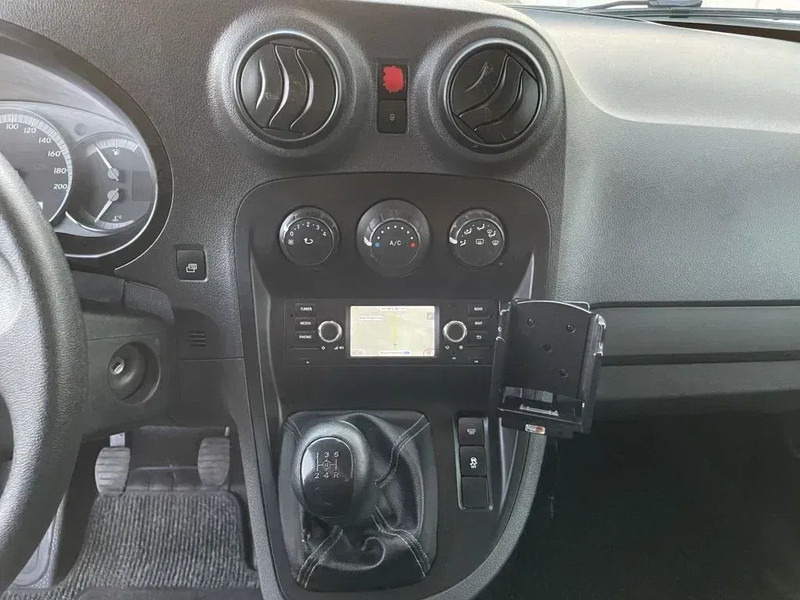 Mercedes-Benz Citan 109 CDI *Navigatie*Airco*Buitenspiegels verwarmd&elektr. verstelbaar - Mazs furgons: foto 5 Mercedes-Benz Citan 109 CDI *Navigatie*Airco*Buitenspiegels verwarmd&elektr. verstelbaar - Mazs furgons: foto 5
