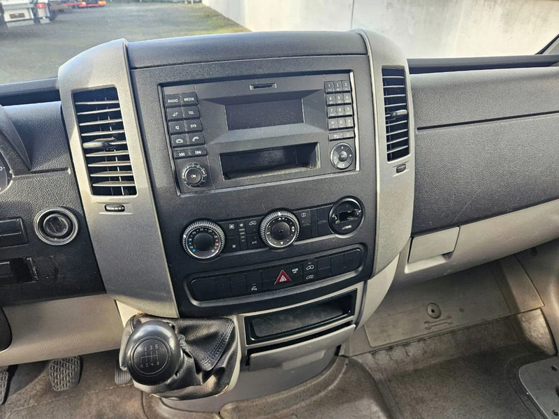 Mercedes-Benz Sprinter 313 - Komercauto refrižerators: foto 5 Mercedes-Benz Sprinter 313 - Komercauto refrižerators: foto 5