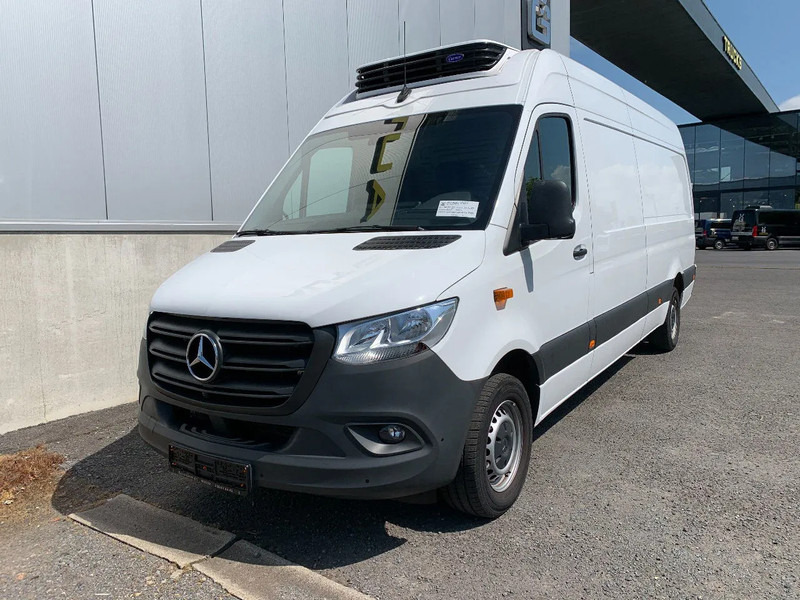 Mercedes-Benz Sprinter 315 L3H2*NEW Carrier xarios 350 -18°C*achteruitrijcamera*navigatie*zetelverwarming*360° camera* - Komercauto refrižerators: foto 1 Mercedes-Benz Sprinter 315 L3H2*NEW Carrier xarios 350 -18°C*achteruitrijcamera*navigatie*zetelverwarming*360° camera* - Komercauto refrižerators: foto 1