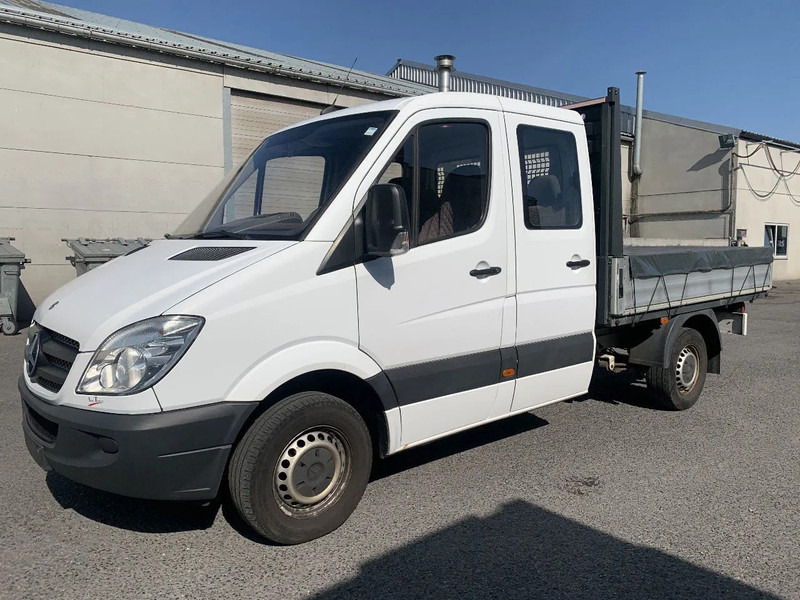 Mercedes-Benz Sprinter 316 CDI*Export*Radio - Automašīna ar kravas platformu, Kravas-pasažieru furgons: foto 1 Mercedes-Benz Sprinter 316 CDI*Export*Radio - Automašīna ar kravas platformu, Kravas-pasažieru furgons: foto 1