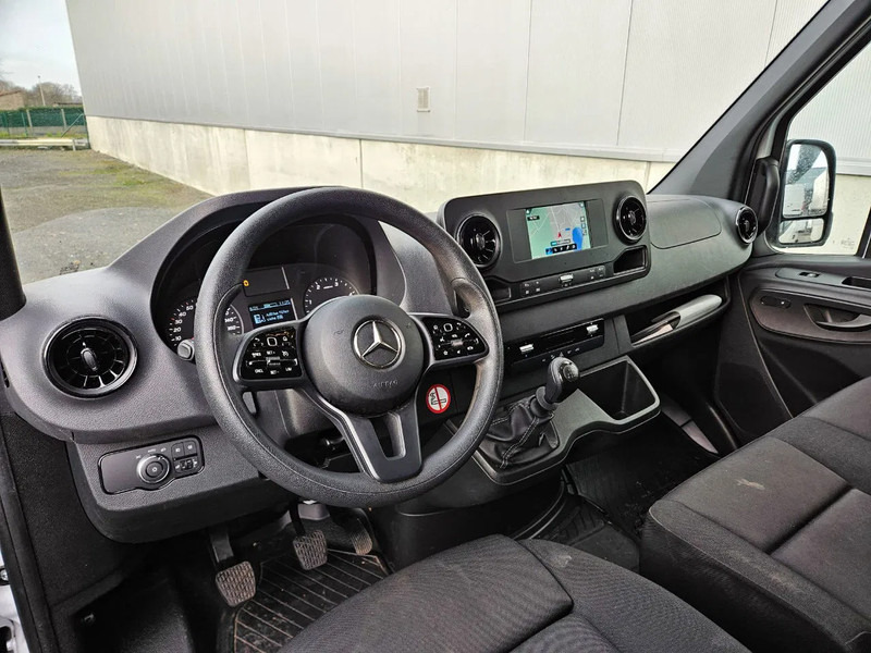 Mercedes-Benz Sprinter 317 L2H2*Achteruitrijcamera*360°camera*Zetelverwarming* - Kravas mikroautobuss: foto 4 Mercedes-Benz Sprinter 317 L2H2*Achteruitrijcamera*360°camera*Zetelverwarming* - Kravas mikroautobuss: foto 4