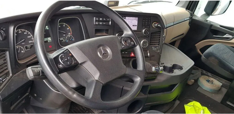 Mercedes-Benz Actros 1842 MLS - Vilcējs: foto 3 Mercedes-Benz Actros 1842 MLS - Vilcējs: foto 3