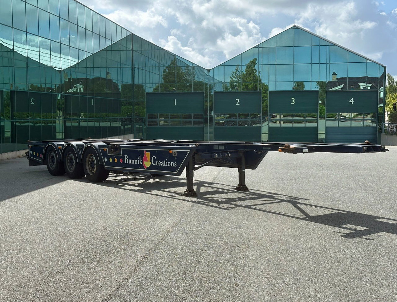Burg BPO 13-27 Ccxlx 40" Galvanised Super Chassis SAF Axles Disc Brakes 2x Lift Axles 3 Pieces IN Stock Super Condition - Puspiekabe noņemamā virsbūve/ Konteineru vedējs: foto 5 Burg BPO 13-27 Ccxlx 40" Galvanised Super Chassis SAF Axles Disc Brakes 2x Lift Axles 3 Pieces IN Stock Super Condition - Puspiekabe noņemamā virsbūve/ Konteineru vedējs: foto 5