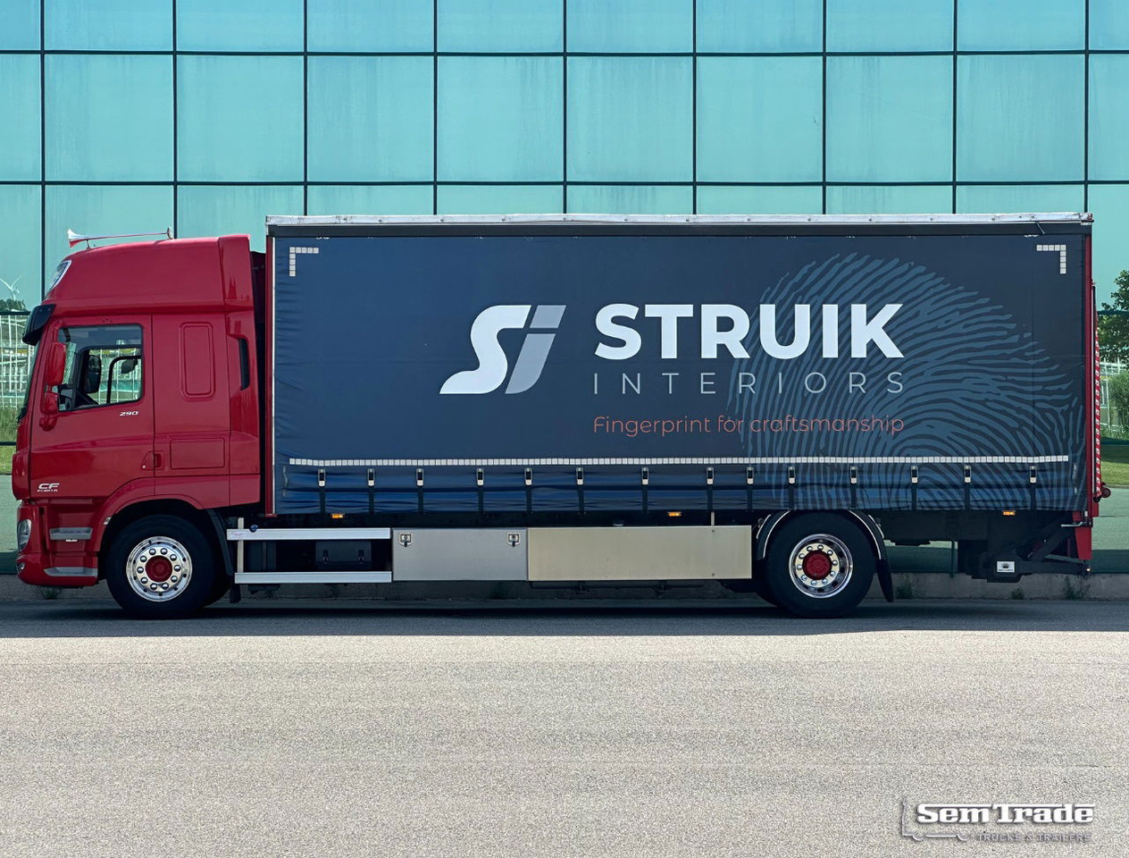 DAF CF 290 FA Space CAB Hardhouten Vloer 2500 KG Klep Nieuw Staat - Kravas automašīna ar slēgto virsbūvi: foto 2 DAF CF 290 FA Space CAB Hardhouten Vloer 2500 KG Klep Nieuw Staat - Kravas automašīna ar slēgto virsbūvi: foto 2