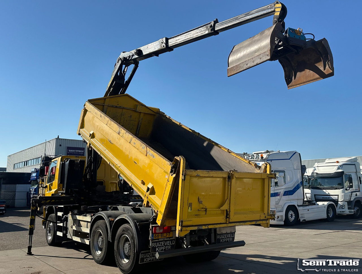 DAF CF 410 FAT 6X4 188.000 KM Palfinger 17 TON/Meter Kraan 2 Zijdige Ruizeveld K - Kravas auto ar manipulatoru: foto 2 DAF CF 410 FAT 6X4 188.000 KM Palfinger 17 TON/Meter Kraan 2 Zijdige Ruizeveld K - Kravas auto ar manipulatoru: foto 2