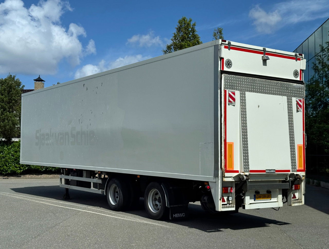 HTF 2-AS Heiwo 1240 x 250 x 272 CM Inwendig Stuuras Laadklep APK TOT 07-2026 - Puspiekabe slēgtā virsbūve: foto 3 HTF 2-AS Heiwo 1240 x 250 x 272 CM Inwendig Stuuras Laadklep APK TOT 07-2026 - Puspiekabe slēgtā virsbūve: foto 3