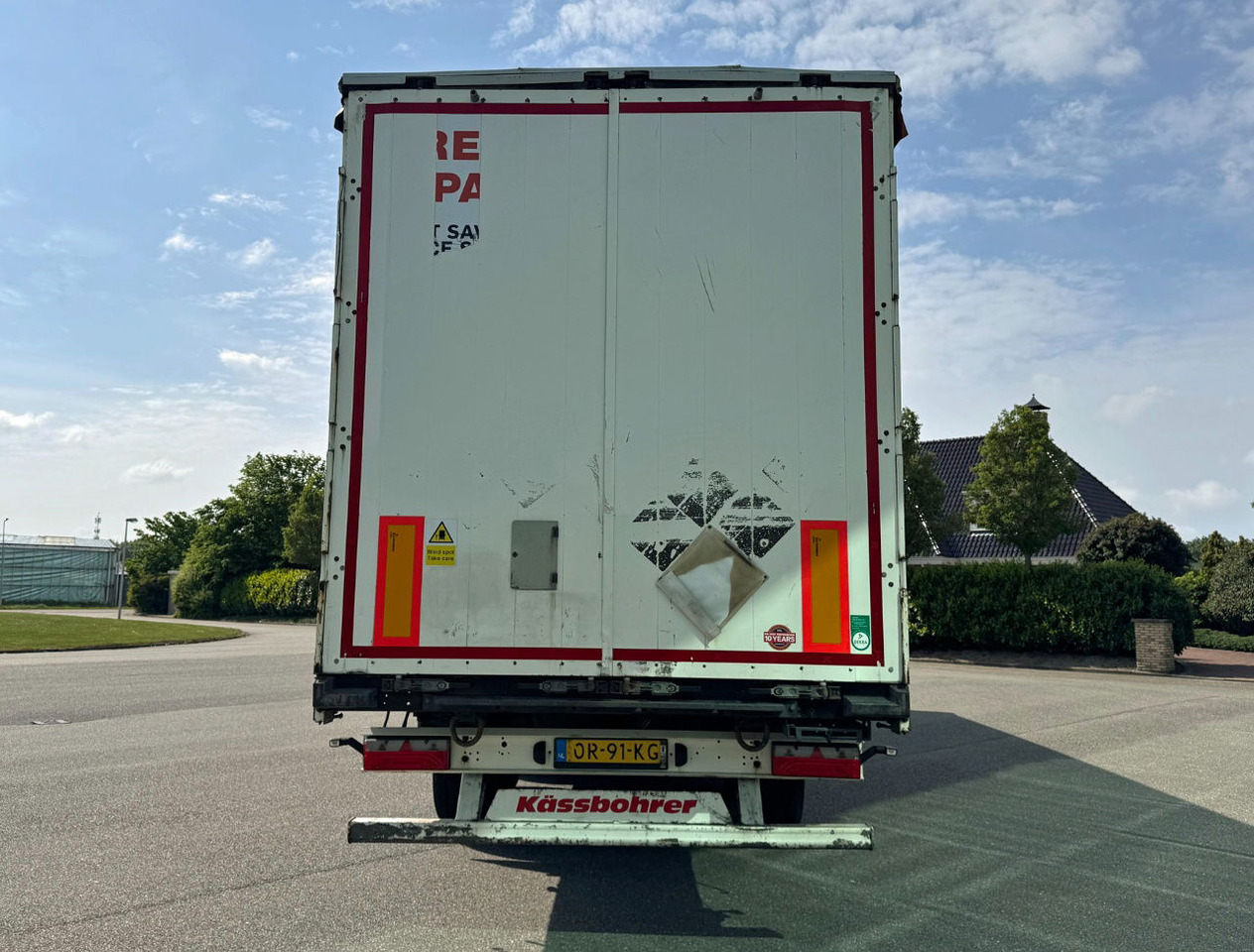 KAESSBOHRER Maxima Drum Brakes Sliding Roof NO Rust Galvanised Chassis TOP Condi - Tenta puspiekabe: foto 4 KAESSBOHRER Maxima Drum Brakes Sliding Roof NO Rust Galvanised Chassis TOP Condi - Tenta puspiekabe: foto 4