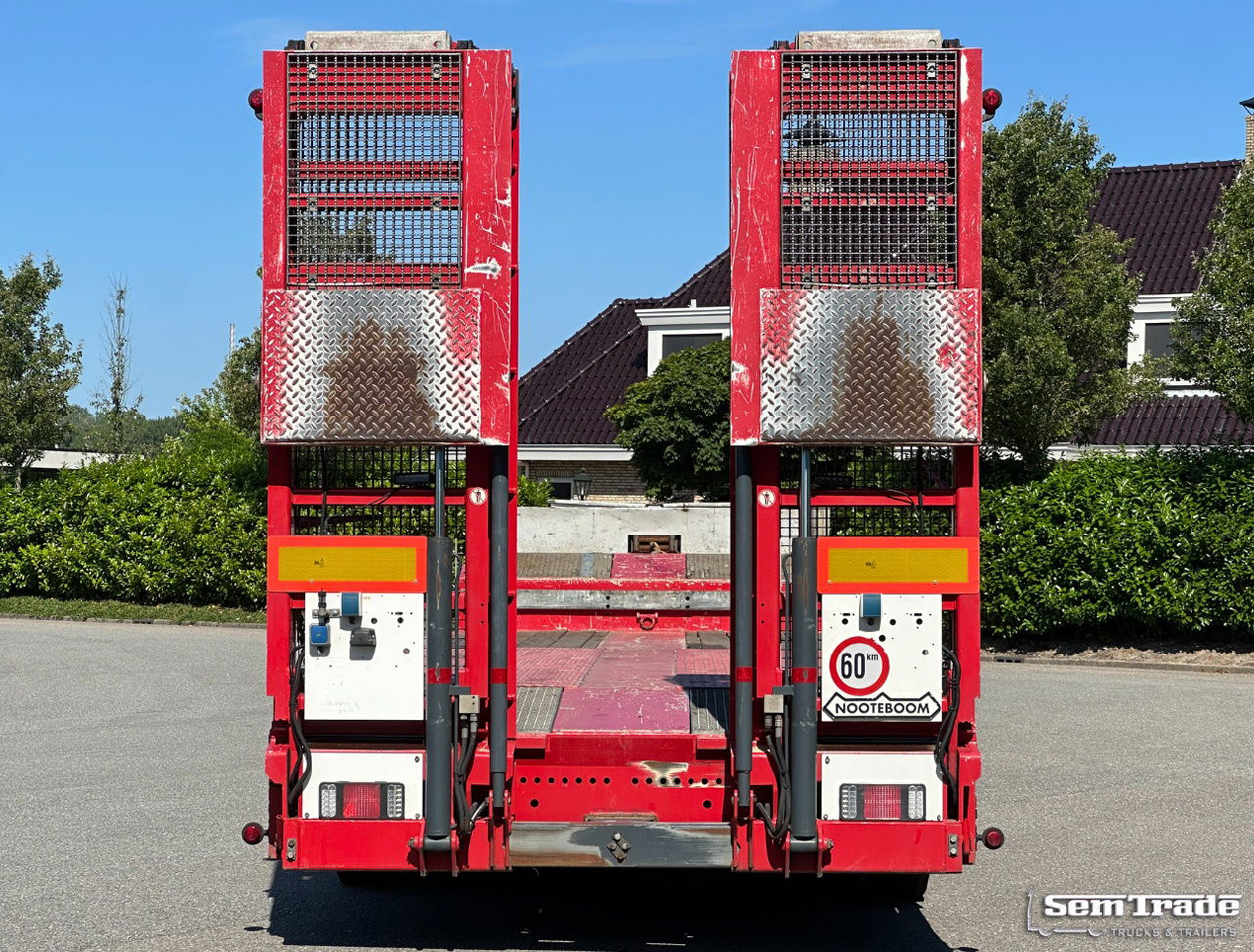 Nooteboom OSD-48-003 Semi 3 Axles Hydraulic Ramps Hinge TOP Condition - Puspiekabe zema profila platforma: foto 4 Nooteboom OSD-48-003 Semi 3 Axles Hydraulic Ramps Hinge TOP Condition - Puspiekabe zema profila platforma: foto 4