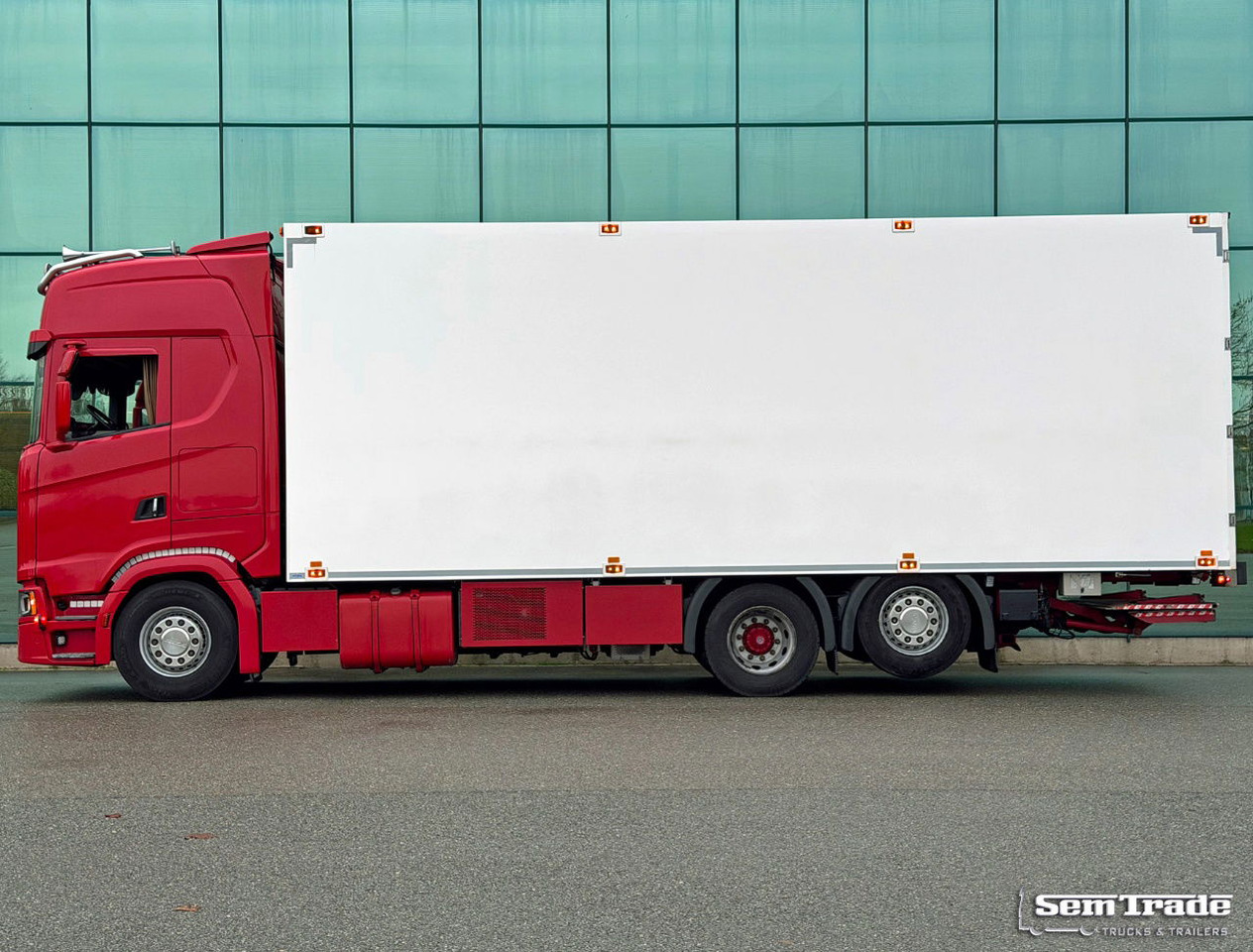 Scania S520 V8 NGS King Full AIR Retarder Luchtenberg BOX TRS Cooling Tail Lift Holland-Truck - Kravas automašīna refrižerators: foto 2 Scania S520 V8 NGS King Full AIR Retarder Luchtenberg BOX TRS Cooling Tail Lift Holland-Truck - Kravas automašīna refrižerators: foto 2