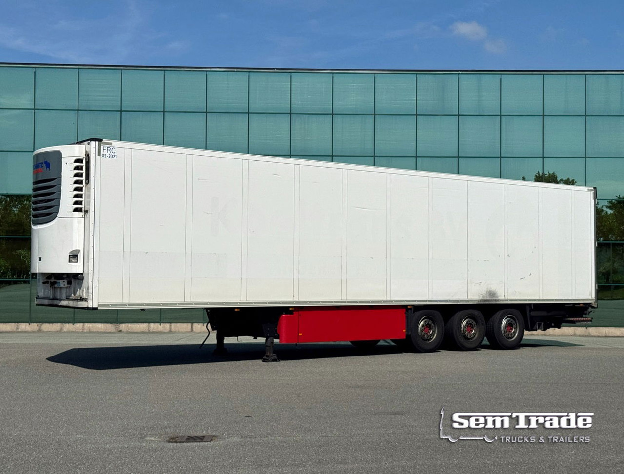 Schmitz Cargobull SCBS3B 270 CM High Flower Wide Liftaxle Tail Lift NL Trailer 6 - Puspiekabe refrižerators: foto 1 Schmitz Cargobull SCBS3B 270 CM High Flower Wide Liftaxle Tail Lift NL Trailer 6 - Puspiekabe refrižerators: foto 1