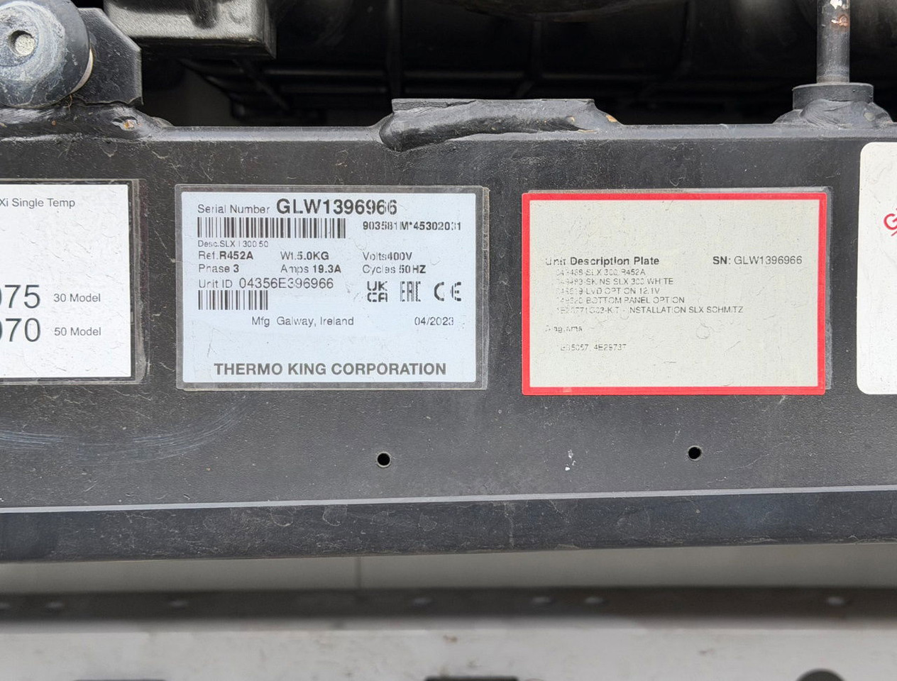 Puspiekabe refrižerators Schmitz Cargobull SCBS3B Thermo King SLXi 300 Only 502 Engine Hours Lift Axle Super Condition: foto 9