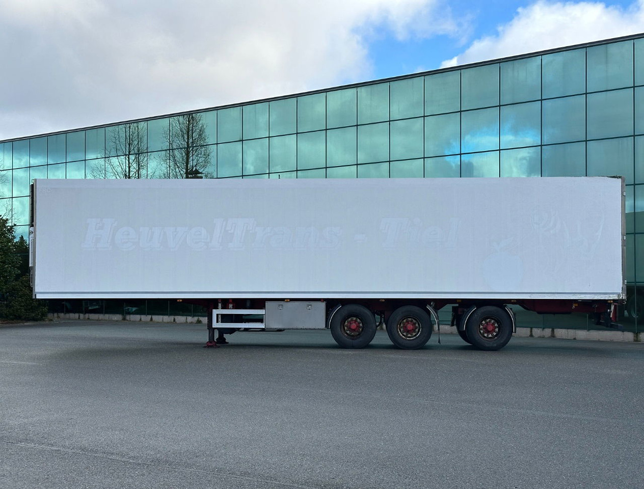 Van Eck 3 AS Koel Vries Carrier Vector 1800 Zeer Mooi Chassis Stuuras Tridec - Puspiekabe refrižerators: foto 2 Van Eck 3 AS Koel Vries Carrier Vector 1800 Zeer Mooi Chassis Stuuras Tridec - Puspiekabe refrižerators: foto 2