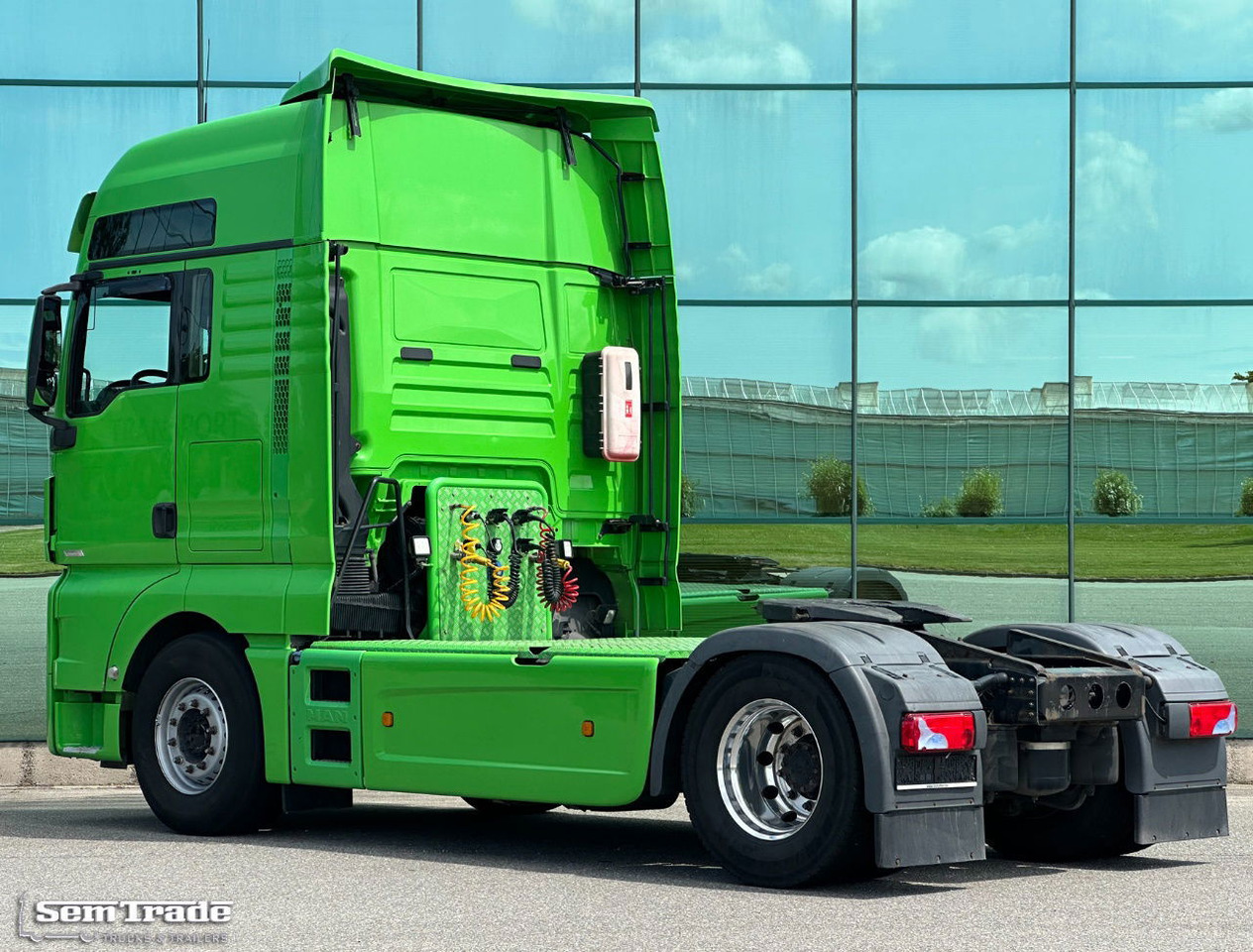 MAN TGX 18.460 Euro 6 Only 697.000 KM 2X Tanks TOP Condition BE-Truck - Vilcējs: foto 3 MAN TGX 18.460 Euro 6 Only 697.000 KM 2X Tanks TOP Condition BE-Truck - Vilcējs: foto 3