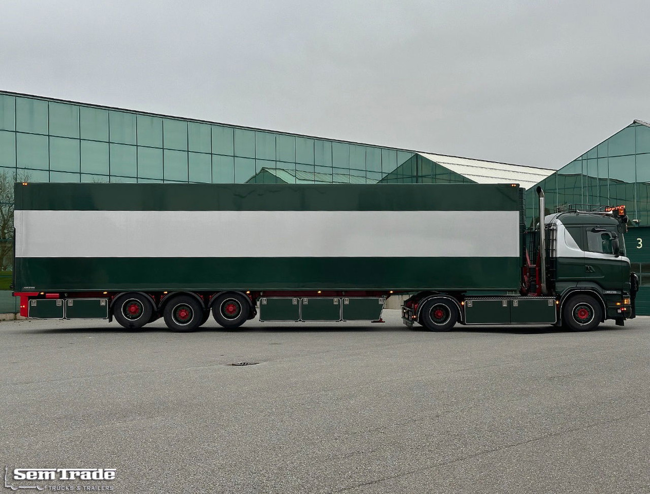 Scania R500 V8 Analogue Tacho 779.000 KM Show Truck Special Interior + Special V - Vilcējs: foto 5 Scania R500 V8 Analogue Tacho 779.000 KM Show Truck Special Interior + Special V - Vilcējs: foto 5