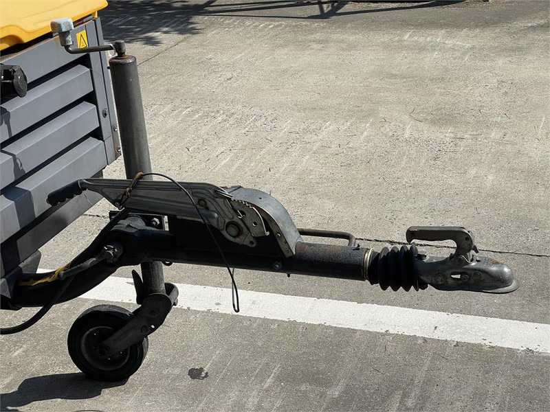 Atlas-Copco XAS 97 DD - N - Gaisa kompresors: foto 3 Atlas-Copco XAS 97 DD - N - Gaisa kompresors: foto 3