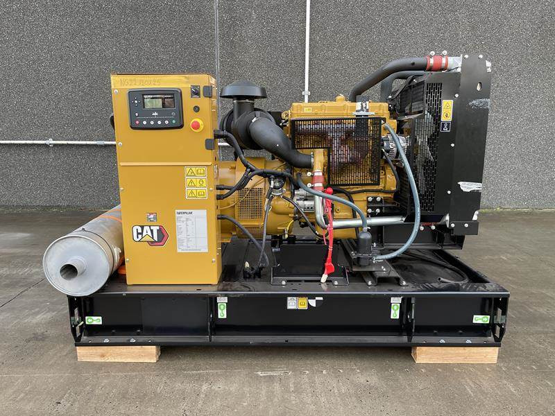 Cat DE 110 E 3 (24 units available) - Elektroģenerators: foto 1 Cat DE 110 E 3 (24 units available) - Elektroģenerators: foto 1