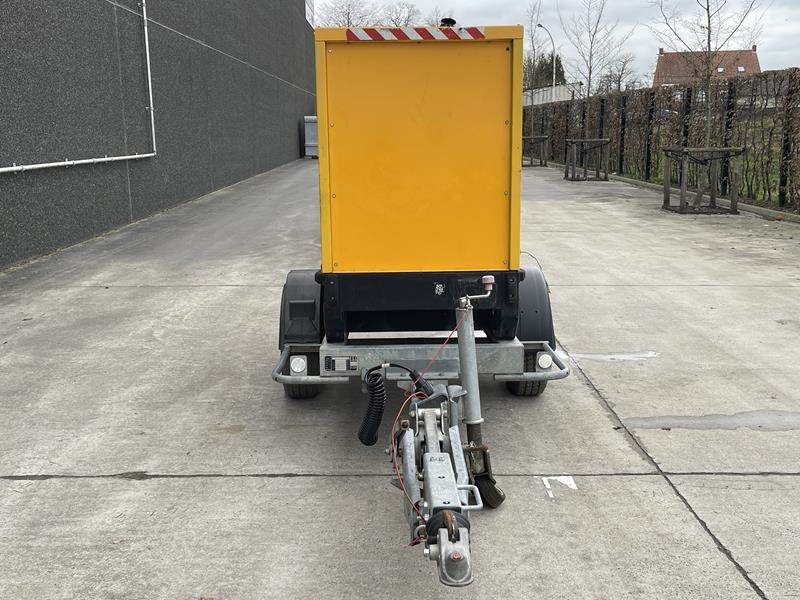 Doosan G 20 - Elektroģenerators: foto 2 Doosan G 20 - Elektroģenerators: foto 2