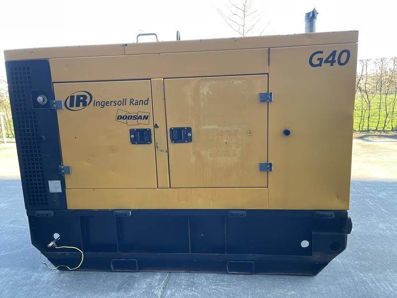 Doosan G 40 - Elektroģenerators: foto 3 Doosan G 40 - Elektroģenerators: foto 3