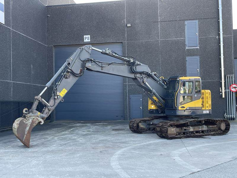 Volvo ECR 235 DL - Kāpurķēžu ekskavators: foto 1 Volvo ECR 235 DL - Kāpurķēžu ekskavators: foto 1