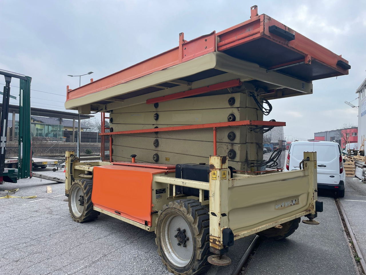 JLG 203-24 - Šķērveida pacēlājs: foto 1 JLG 203-24 - Šķērveida pacēlājs: foto 1