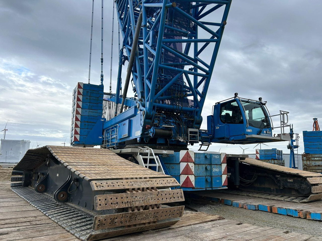 LIEBHERR LR 1600-2 - Kāpurķēžu celtnis: foto 2 LIEBHERR LR 1600-2 - Kāpurķēžu celtnis: foto 2