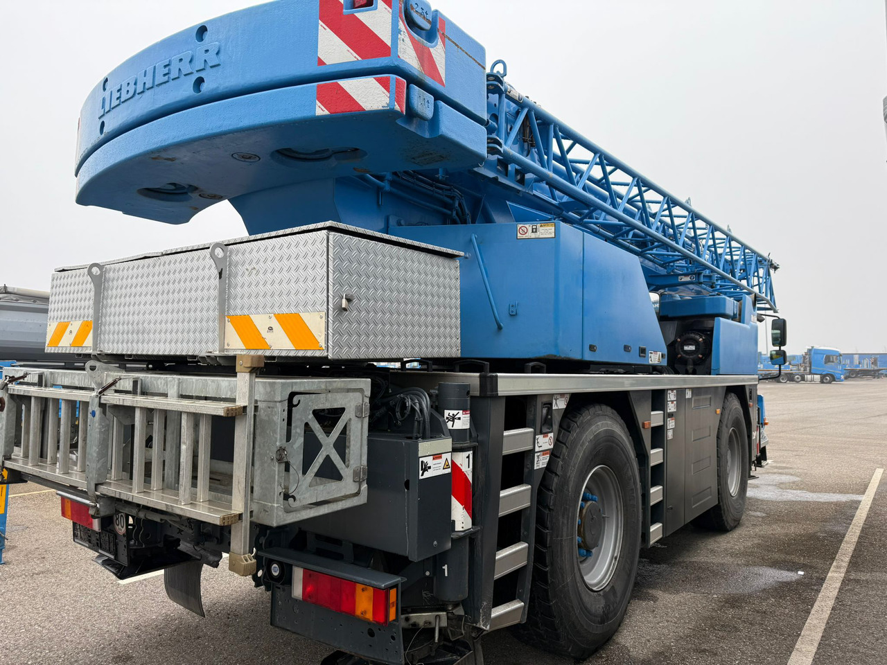 LIEBHERR LTM 1030-2.1 - Autoceltnis: foto 3 LIEBHERR LTM 1030-2.1 - Autoceltnis: foto 3