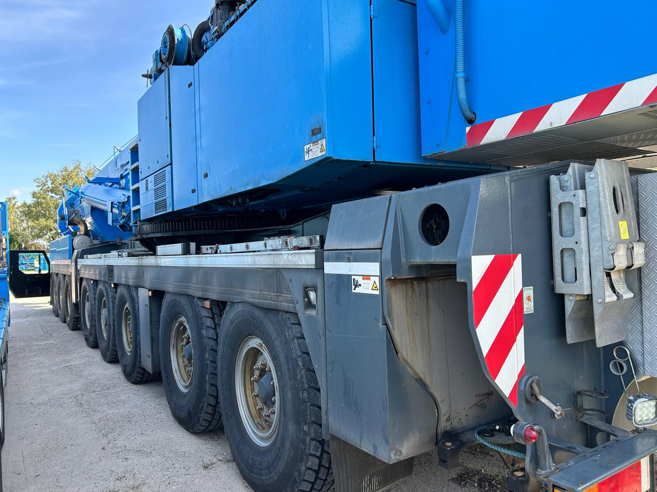 LIEBHERR LTM 1500-8.1 - Autoceltnis: foto 3 LIEBHERR LTM 1500-8.1 - Autoceltnis: foto 3