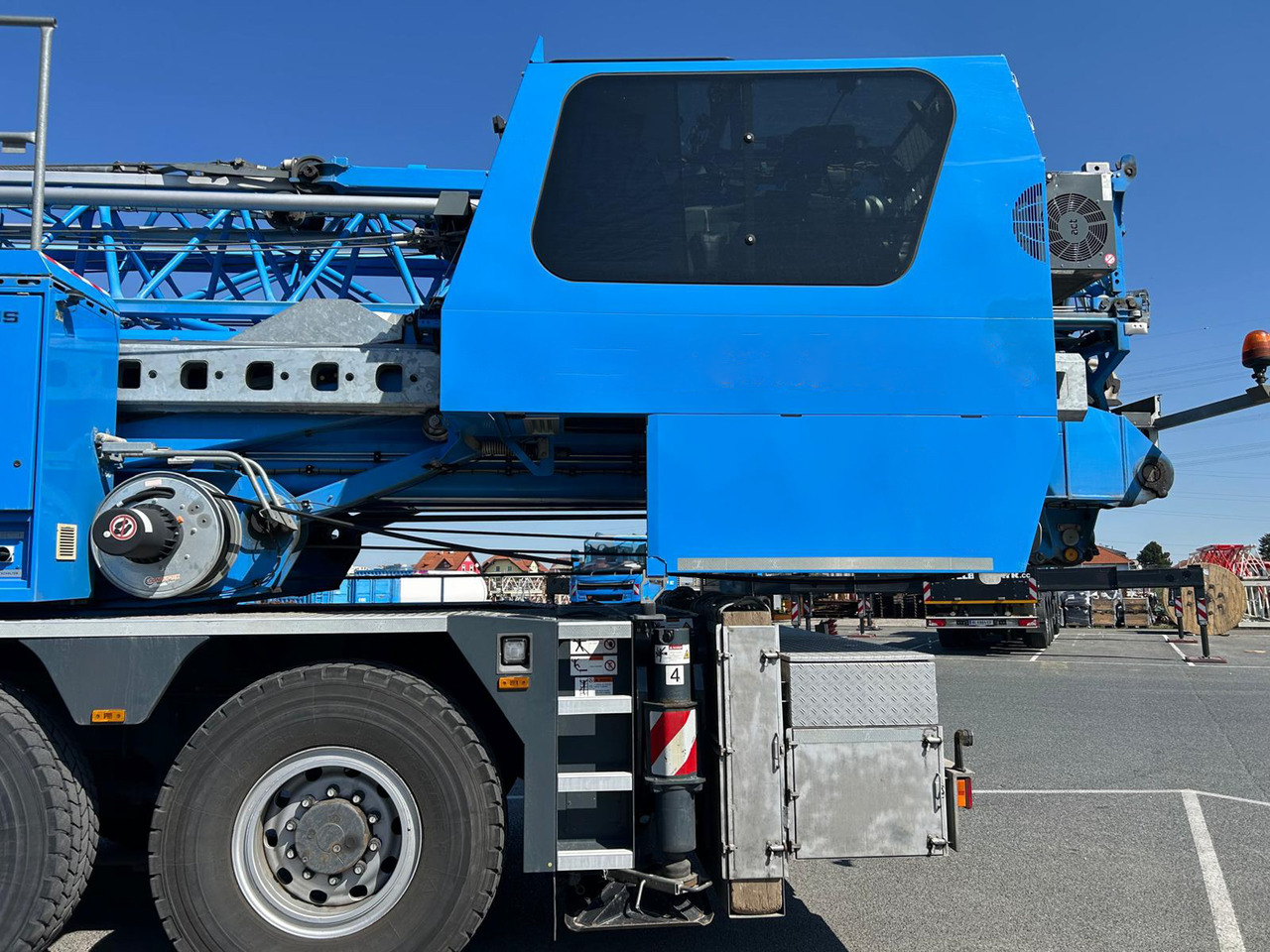 LIEBHERR MK 140 Plus - Autoceltnis: foto 5 LIEBHERR MK 140 Plus - Autoceltnis: foto 5