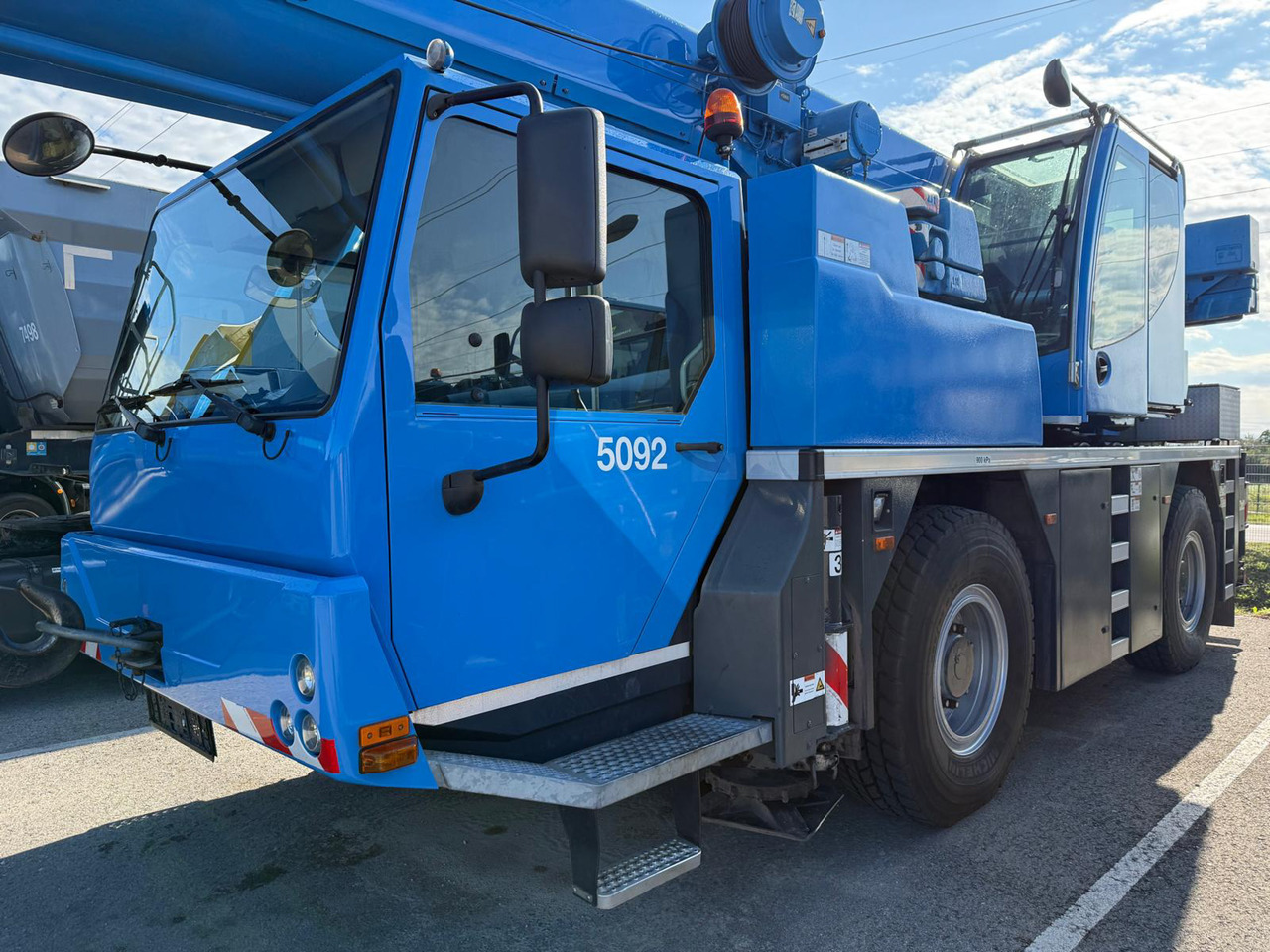 Liebherr LTM 1040-4.2 - Celtnis: foto 2 Liebherr LTM 1040-4.2 - Celtnis: foto 2