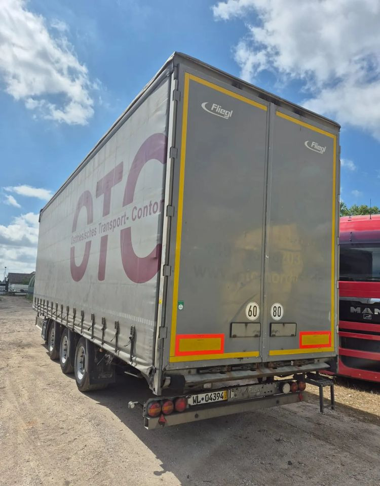 Fliegl Tandem 3 osie - Piekabe ar tentu: foto 4 Fliegl Tandem 3 osie - Piekabe ar tentu: foto 4