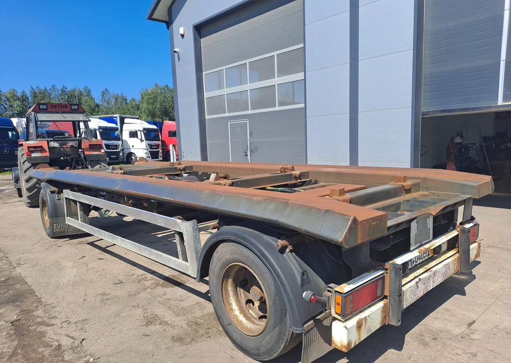 Huffermann Przyczepa Schmitz do hakowca - Multilift/ Būvgružu konteinera piekabe: foto 3 Huffermann Przyczepa Schmitz do hakowca - Multilift/ Būvgružu konteinera piekabe: foto 3