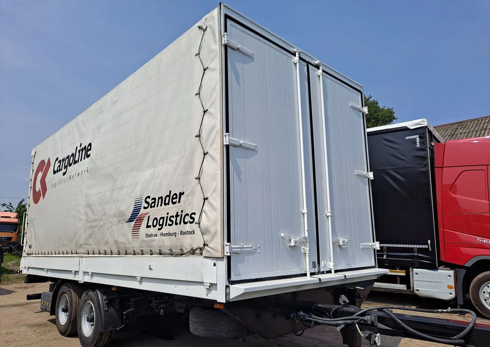 JUNG Przyczepa Tandem do nauki jazdy - Piekabe ar tentu: foto 4 JUNG Przyczepa Tandem do nauki jazdy - Piekabe ar tentu: foto 4