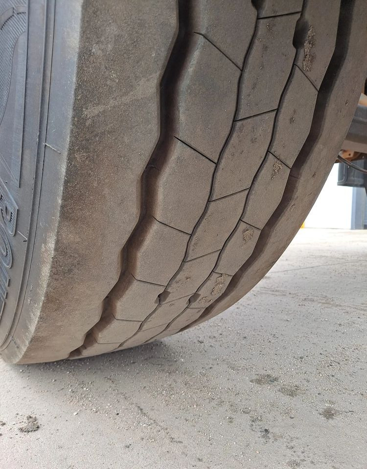 Krone Przyczepa Krone BDF - Piekabe noņemamā virsbūve/ Konteineru vedējs: foto 4 Krone Przyczepa Krone BDF - Piekabe noņemamā virsbūve/ Konteineru vedējs: foto 4