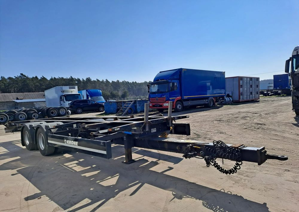 Krone Przyczepa Tandem - Piekabe noņemamā virsbūve/ Konteineru vedējs: foto 3 Krone Przyczepa Tandem - Piekabe noņemamā virsbūve/ Konteineru vedējs: foto 3