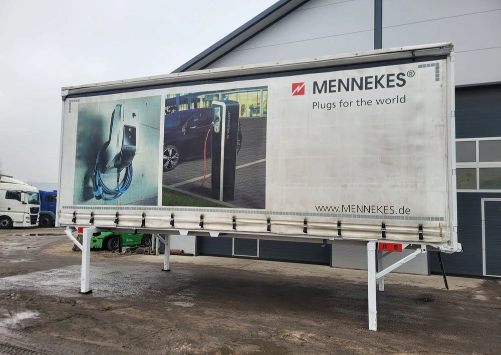 Krone Zabudowa BDF Krone 7,45m - Kravas kaste ar tentu: foto 2 Krone Zabudowa BDF Krone 7,45m - Kravas kaste ar tentu: foto 2