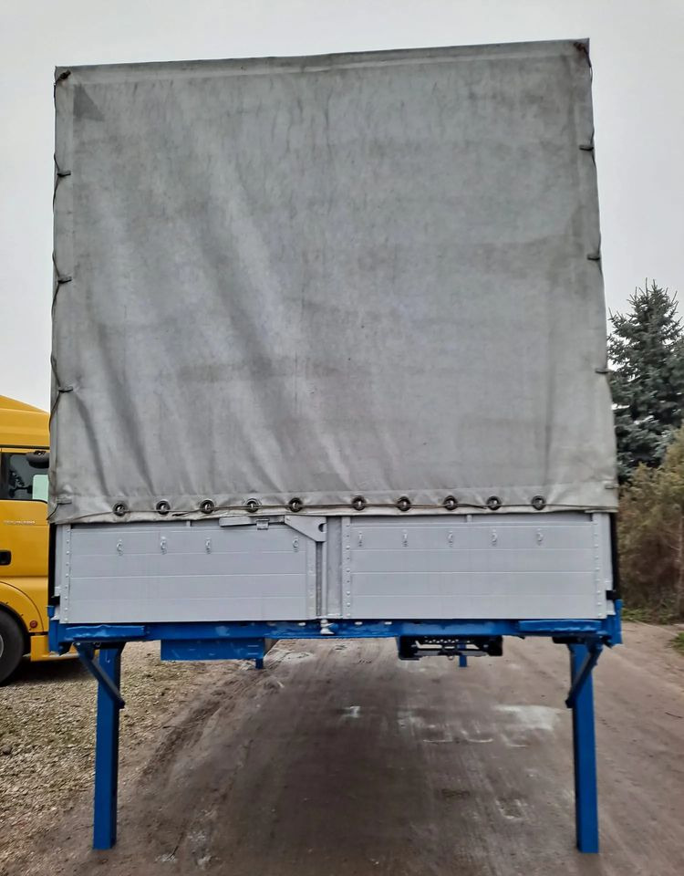 Krone Zabudowa Krone BDF 7,45m 18 palet - Kravas kaste ar tentu: foto 5 Krone Zabudowa Krone BDF 7,45m 18 palet - Kravas kaste ar tentu: foto 5