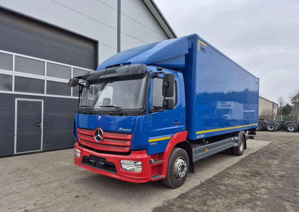 Mercedes-Benz Atego 1330 Euro 6 - Kravas automašīna ar slēgto virsbūvi: foto 1 Mercedes-Benz Atego 1330 Euro 6 - Kravas automašīna ar slēgto virsbūvi: foto 1
